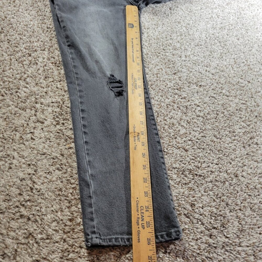 Levi's Jeans Womens 30x26 Gray Boyfriend Denim Distressed - Picture 4 of 8